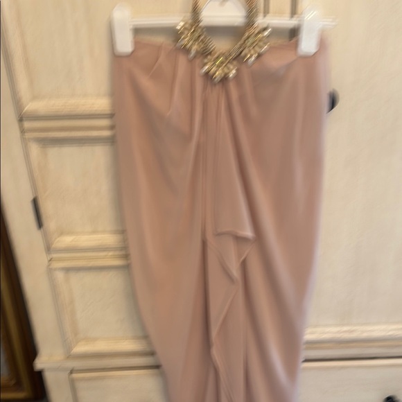 Gorgeous chiffon flowy maxi dress. Strapless.. Absolutely stunning on. - Picture 12 of 14